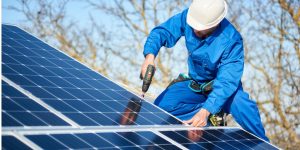 Installation Maintenance Panneaux Solaires Photovoltaïques à Trets